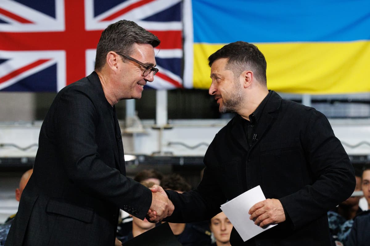 Ukraine Shares Battlefield Dataset with British Firms in AI Weapons Pact