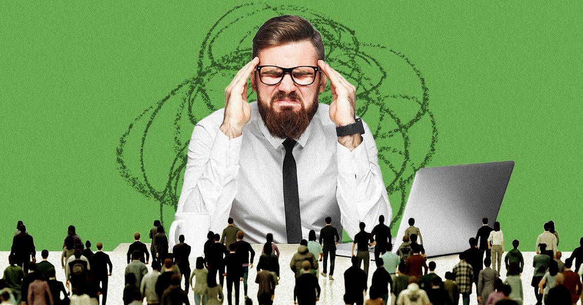 AI Reshapes Job Applications, Floods Recruiters