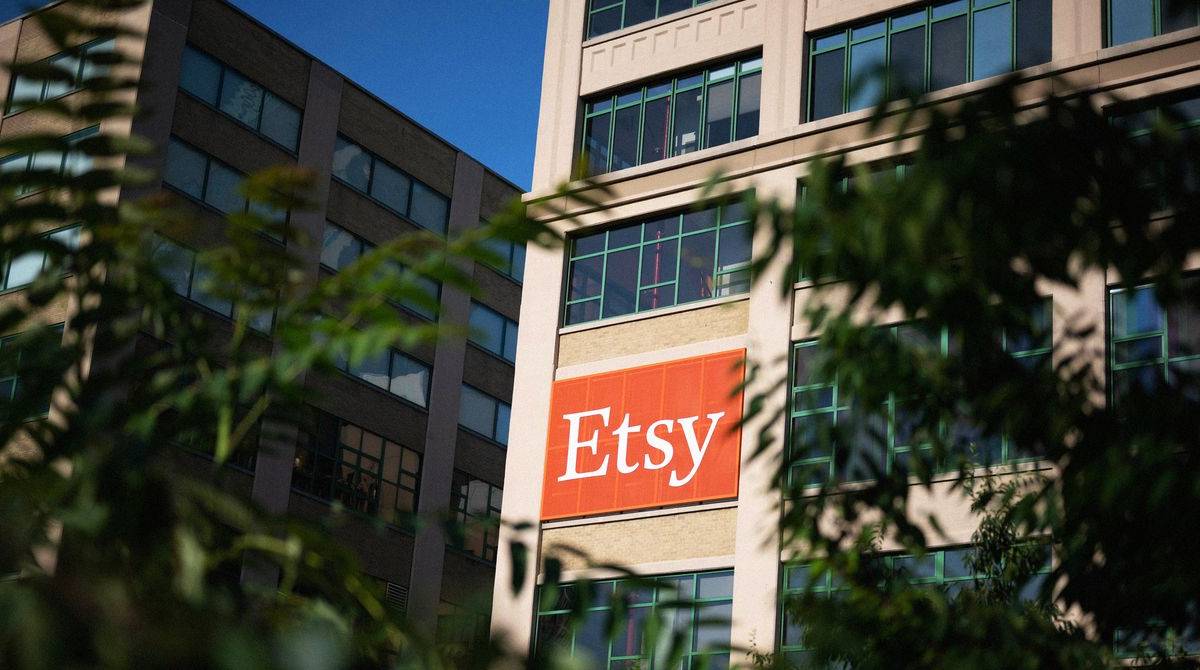 Etsy Sellers Flee Amid AI Art Flood