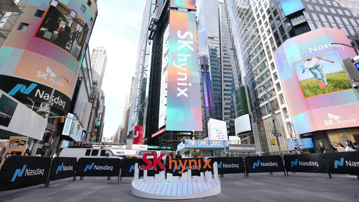 SK Hynix in Talks with Intel to Build Memory Chips in U.S.