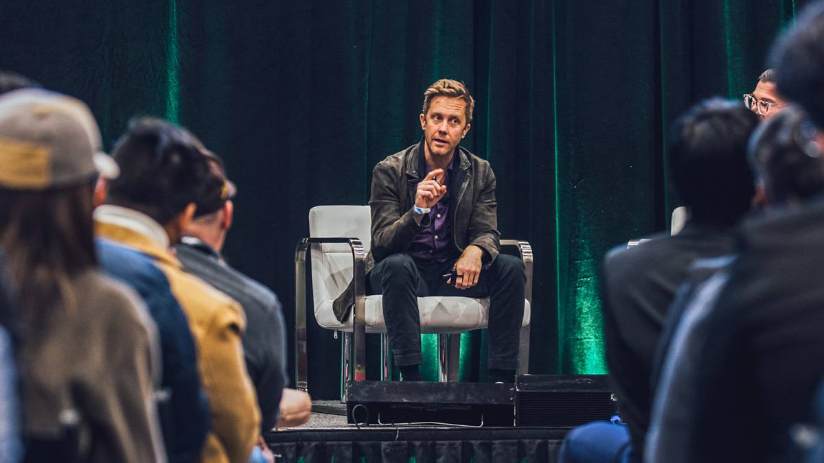 Tech Founders Join Anthropic Amid AI Hype