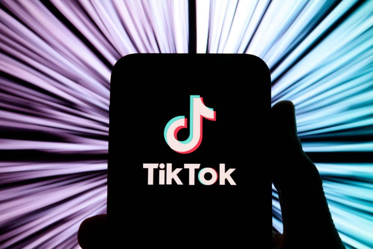 TikTok Launches AI Shopping Assistant and One-Click Checkout